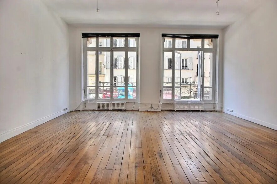 16 Rue Du Faubourg Saint-Denis, Paris à louer - Photo intérieure – Image 2 sur 8