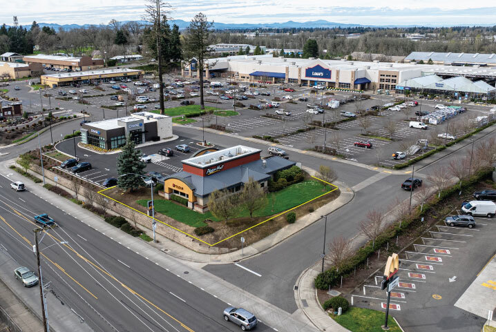 3577 W 11th Ave, Eugene, OR à louer - Photo principale – Image 1 sur 7