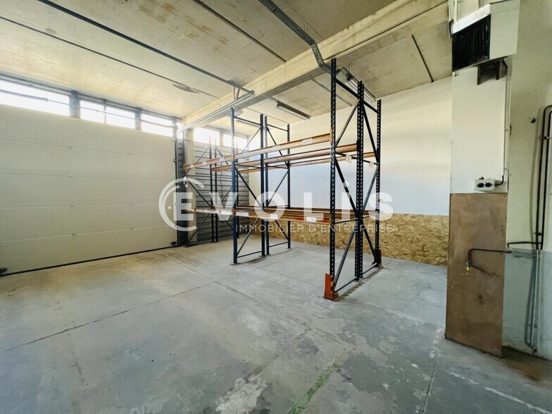 Bureau dans Croissy-Beaubourg à louer - Photo intérieure – Image 2 sur 7