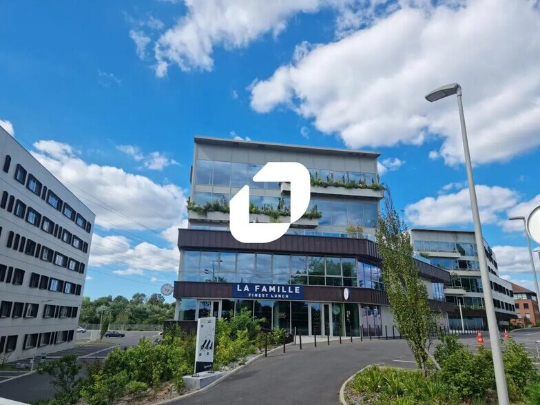 Bureau dans Marcq-en-Baroeul à louer - Photo de l’immeuble – Image 2 sur 5