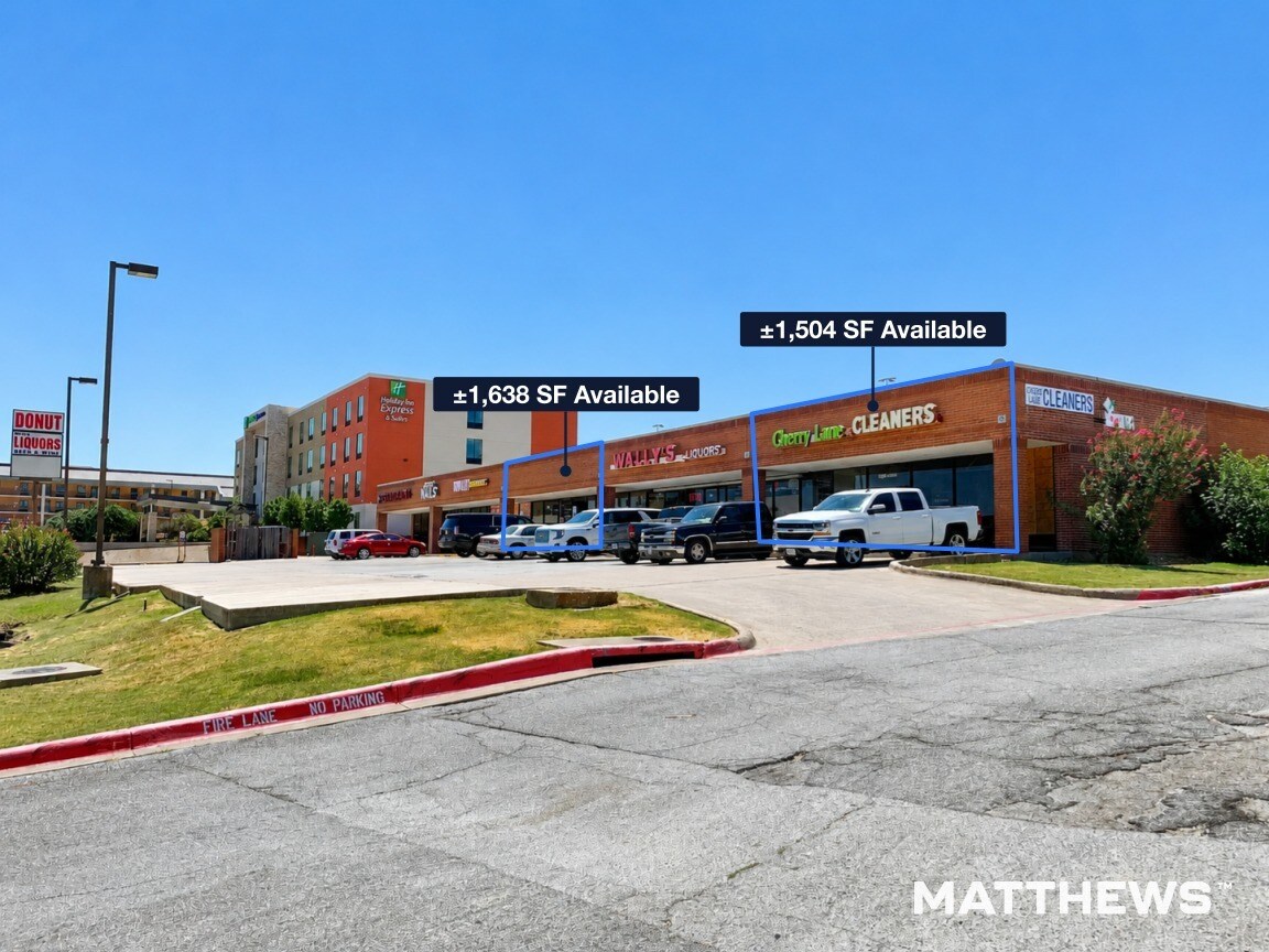 2602-2608 Cherry Ln, Fort Worth, TX à louer Photo de l’immeuble– Image 1 sur 5