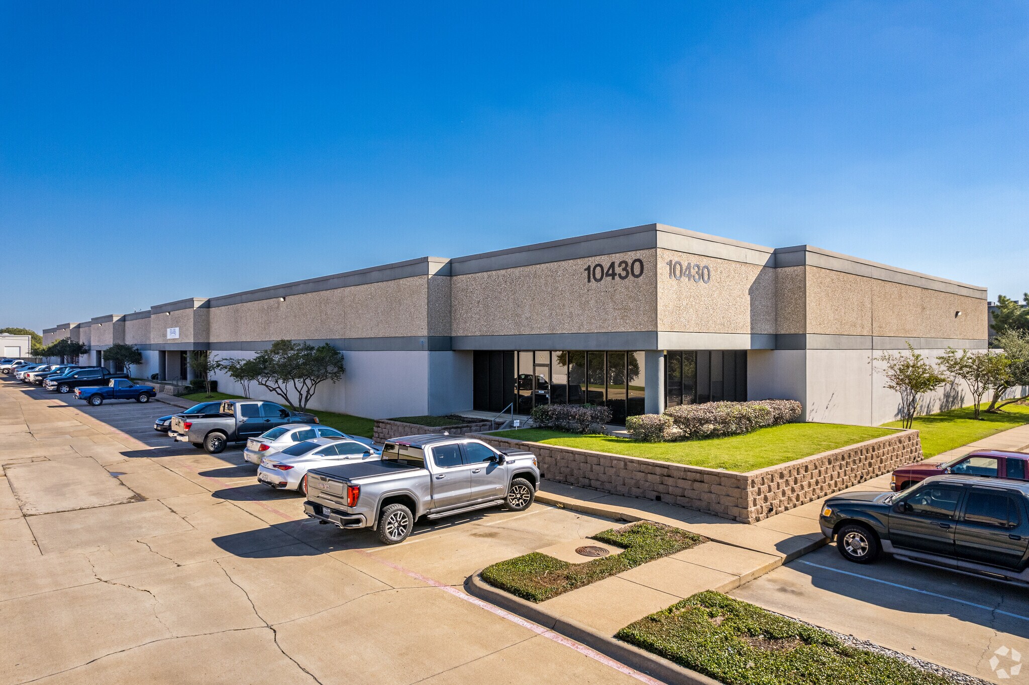10430 Shady Trl, Dallas, TX à louer Photo principale– Image 1 sur 7