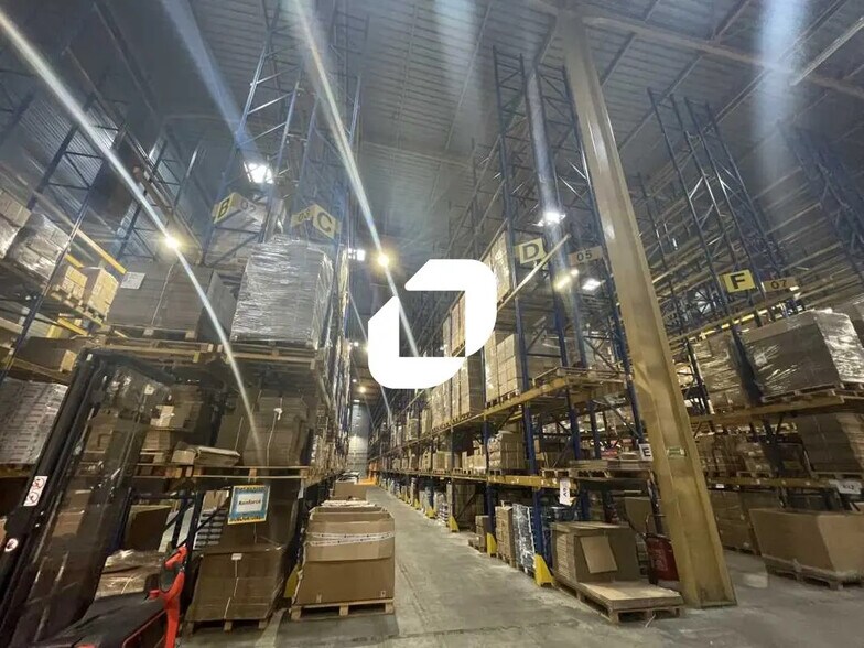Industriel/Logistique dans Dourdan à vendre - Photo de l’immeuble – Image 2 sur 10