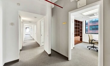 320 E 39th St, New York, NY à louer Photo intérieure– Image 1 sur 5