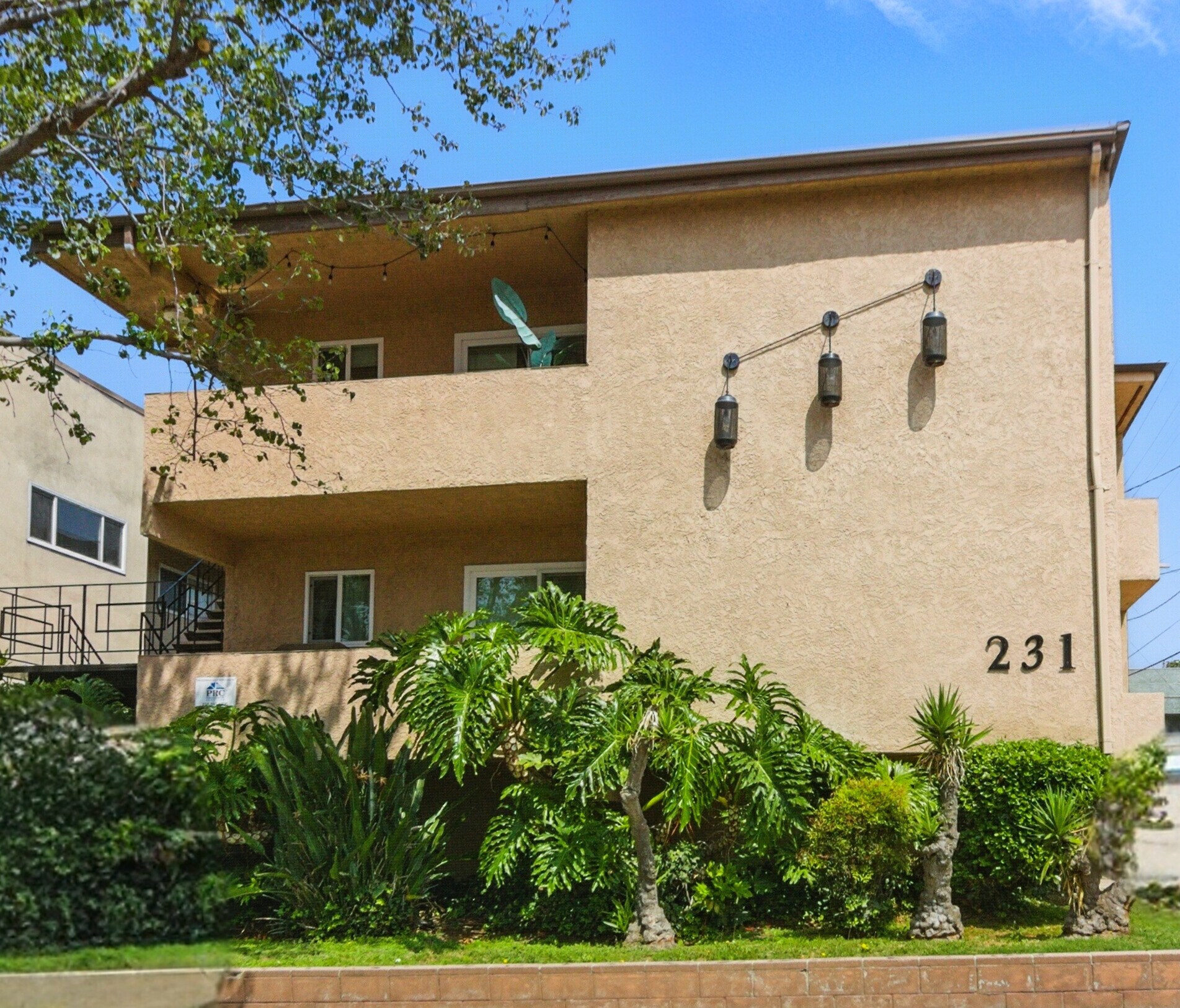 231 Justin Ave, Glendale, CA à vendre Photo de l’immeuble– Image 1 sur 18