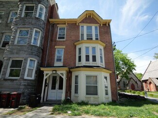 Plus de détails pour 247 Grand St, Newburgh, NY - Logement à vendre
