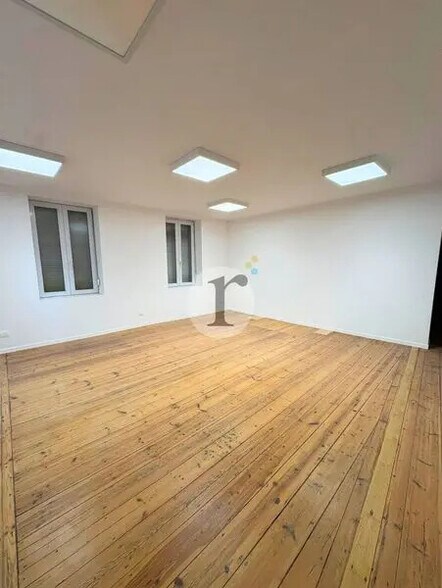 Bureau dans La Madeleine à vendre - Photo intérieure – Image 2 sur 5