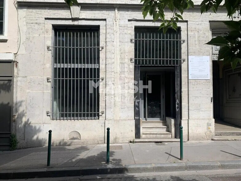 Local commercial dans Lyon à louer - Photo de l’immeuble – Image 2 sur 7