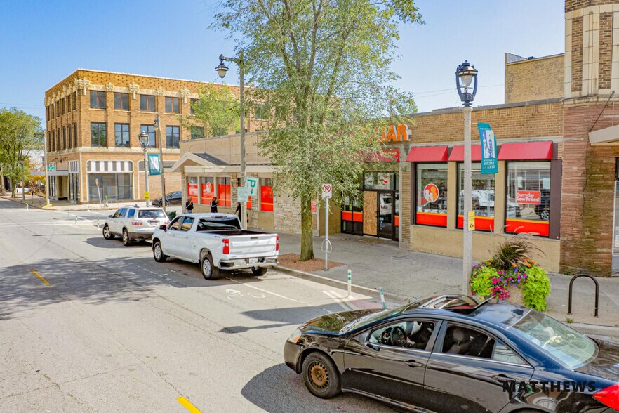 1201 Historic st, Milwaukee, WI à vendre - Photo de l’immeuble – Image 2 sur 3