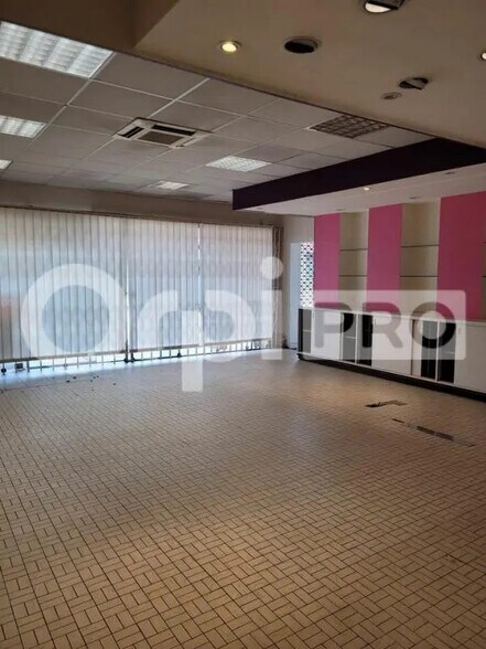 Local commercial dans Gradignan à louer - Photo intérieure – Image 2 sur 4