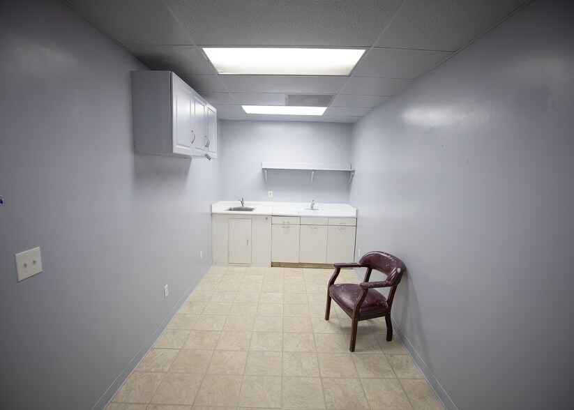 922 S Atlantic Blvd, East Los Angeles, CA à vendre - Photo intérieure – Image 3 sur 31