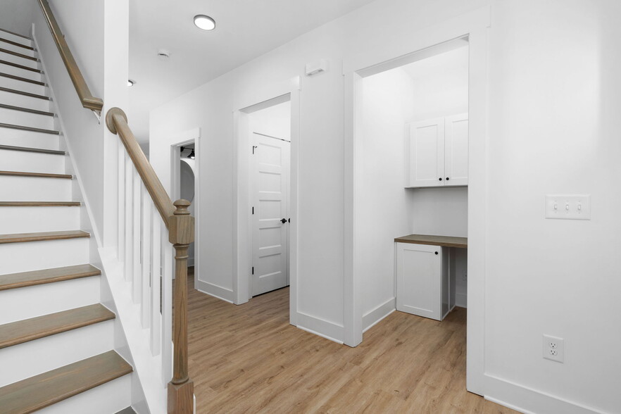 329 Roxboro St, Haw River, NC à vendre - Photo de l’immeuble – Image 3 sur 32