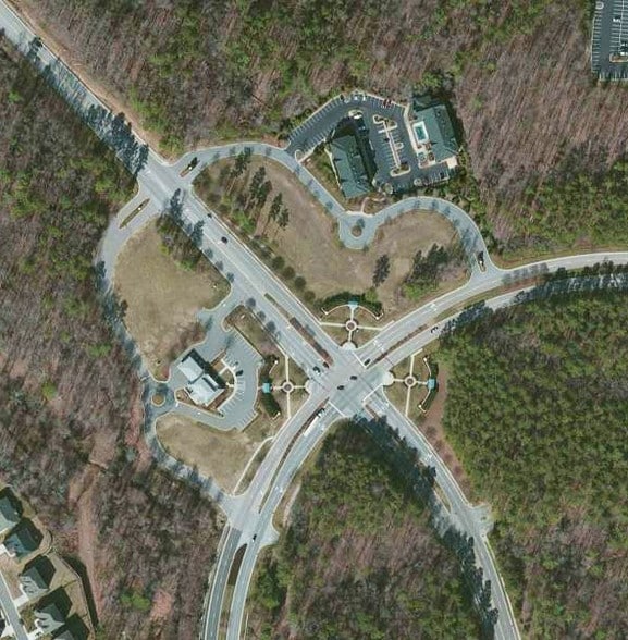 Weston Pky, Cary, NC à vendre - Aérien – Image 2 sur 4