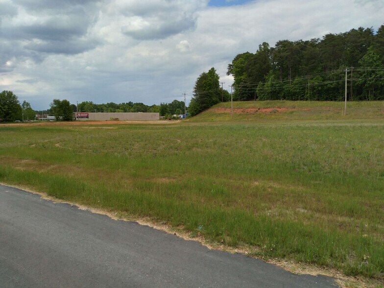 Butler, Forest City, NC à vendre - Autre – Image 1 sur 6