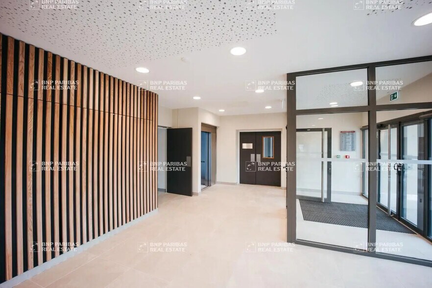411 Chemin Des Piboules, Aix-en-Provence à louer - Photo de l’immeuble – Image 3 sur 35