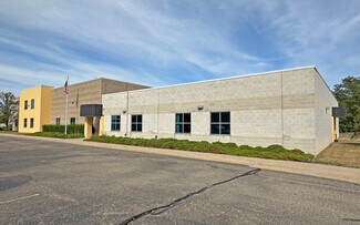 Plus de détails pour 22915 Commerce Dr, Farmington, MI - Industriel/Logistique à vendre