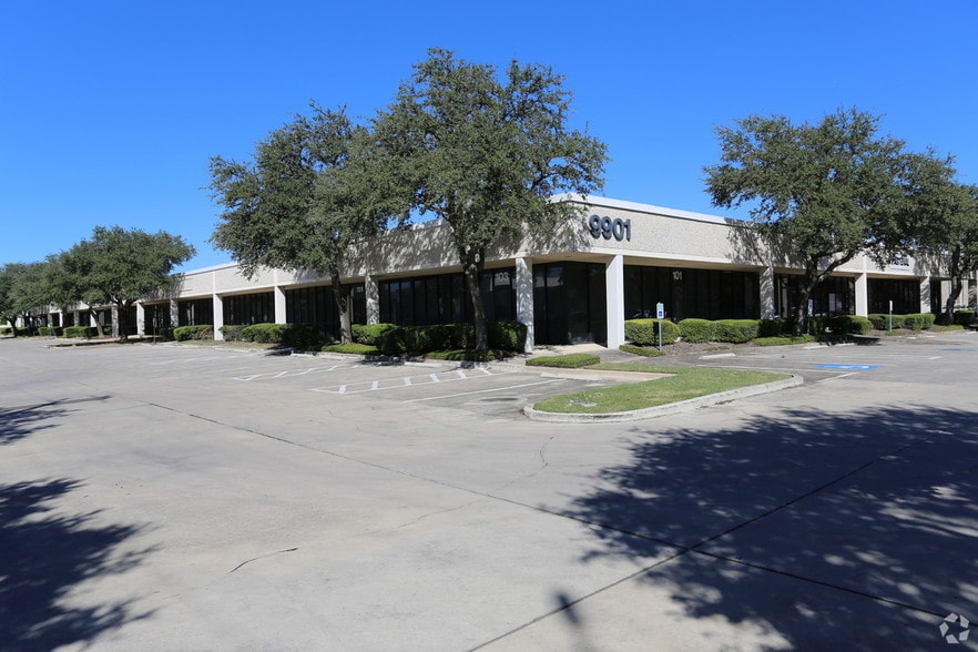 9901 Broadway St, San Antonio, TX à louer - Photo de l’immeuble – Image 3 sur 6