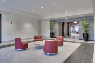 Plus de détails pour 750 Warrenville Rd, Lisle, IL - Bureau à louer