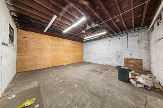 625-633 W Merrick Rd, Valley Stream, NY à louer Photo de l’immeuble– Image 1 sur 13