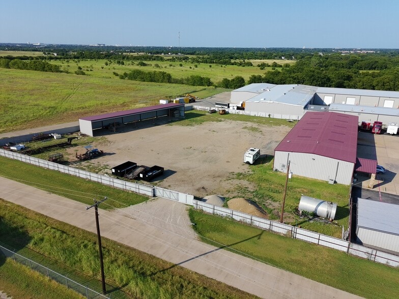 1814 Fm-66, Waxahachie, TX à louer - Photo de l’immeuble – Image 2 sur 15