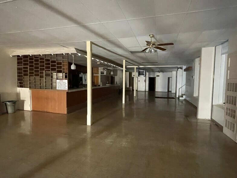 257 E South St, New Braunfels, TX à vendre - Photo intérieure – Image 3 sur 10
