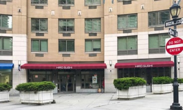 160 Riverside Blvd, New York, NY à louer Photo intérieure– Image 1 sur 6