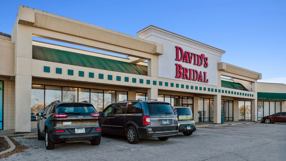 26 Plaza Dr, Fairview Heights, IL à vendre - Photo de l’immeuble – Image 3 sur 5