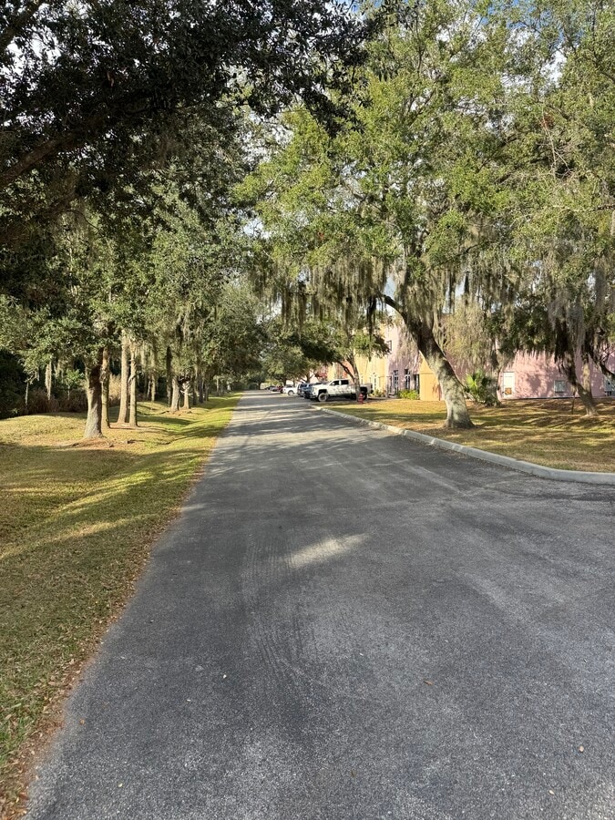 801-893 Kings Hwy, Fort Pierce, FL 34945 - Lot 103 -  - Photo intérieure - Image 1 of 22