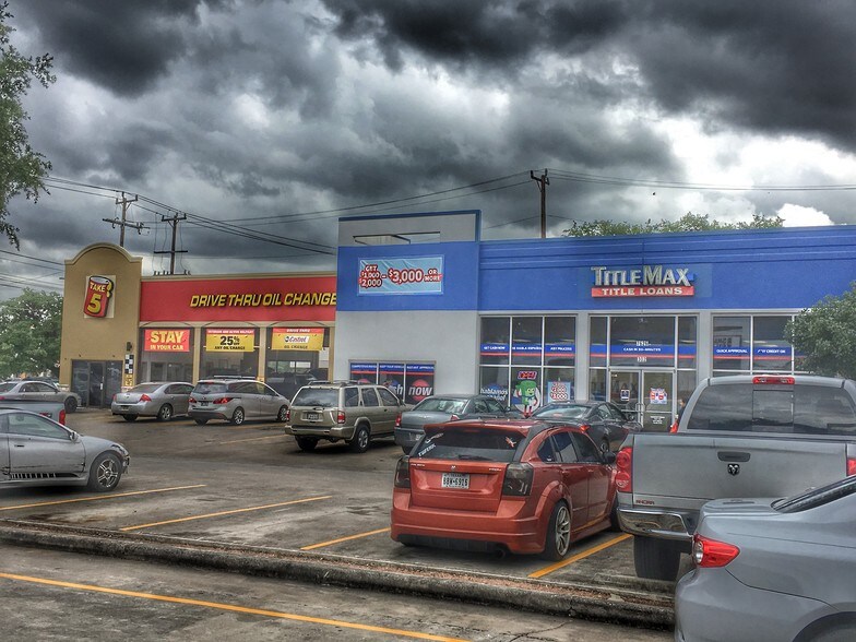 7626 Culebra Rd, San Antonio, TX à louer - Photo de l’immeuble – Image 2 sur 6