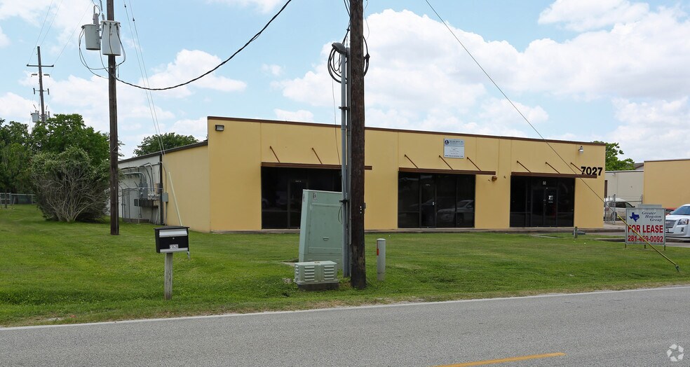 7027 Belgold St, Houston, TX à louer - Photo de l’immeuble – Image 3 sur 3