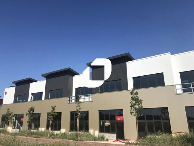 Plus de détails pour Bureau, Local d'activités à louer