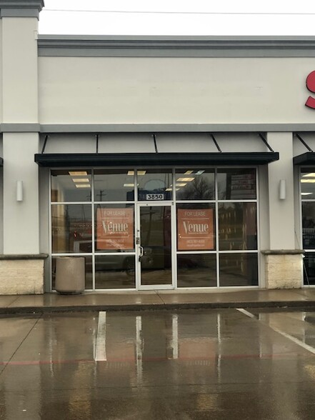 3840-3872 Highway 64 W, Tyler, TX à louer - Photo de l’immeuble – Image 2 sur 16