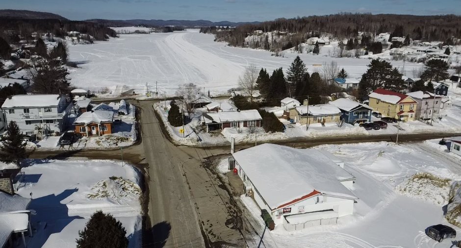 16 Principale Rue, Sainte-anne-du-lac, QC à vendre - Photo de l’immeuble – Image 3 sur 3
