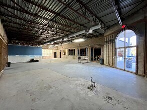 6196-6202 SE Federal Hwy, Stuart, FL à louer Photo intérieure– Image 2 sur 7