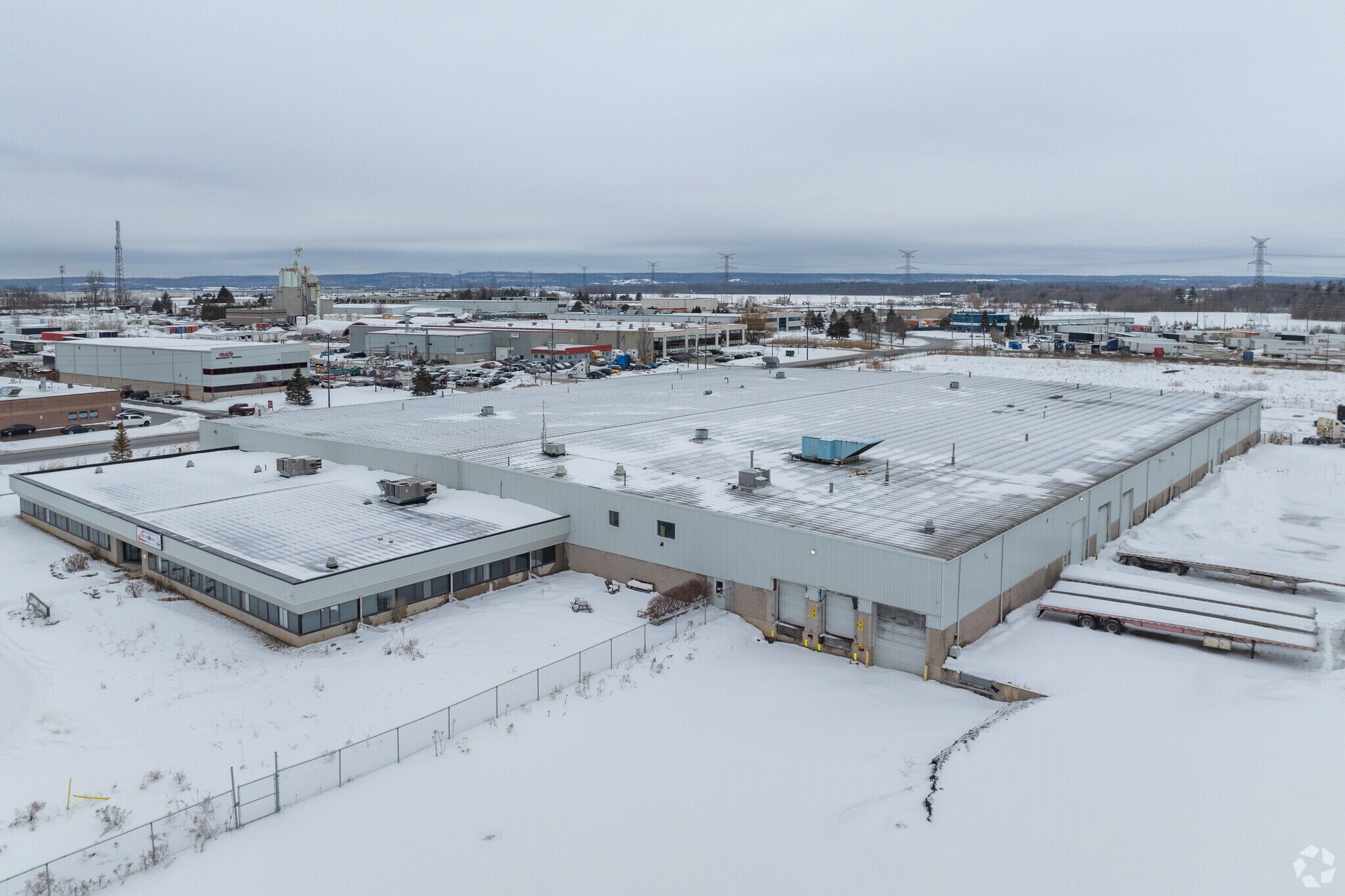 8069 Lawson Rd, Milton, ON à vendre Photo de l’immeuble– Image 1 sur 28