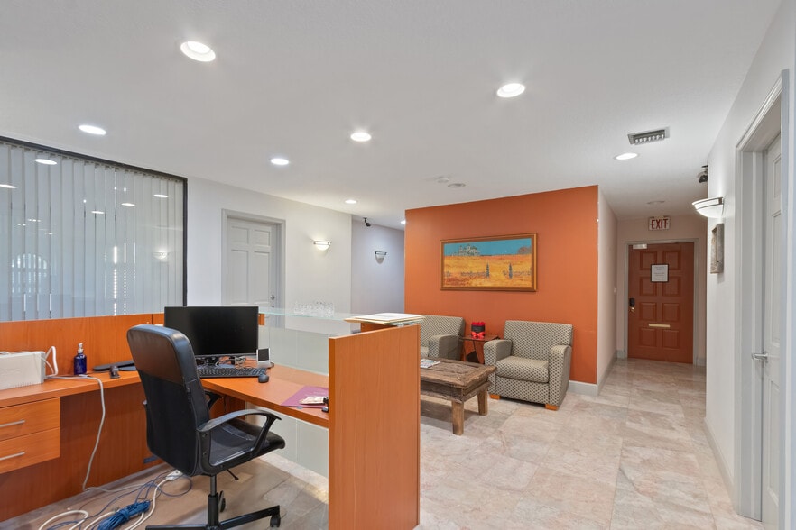 6971 N Federal Hwy, Boca Raton, FL à louer - Photo intérieure – Image 2 sur 11