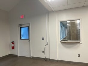 2101-2107 Klockner Rd, Trenton, NJ à louer Photo intérieure– Image 2 sur 7