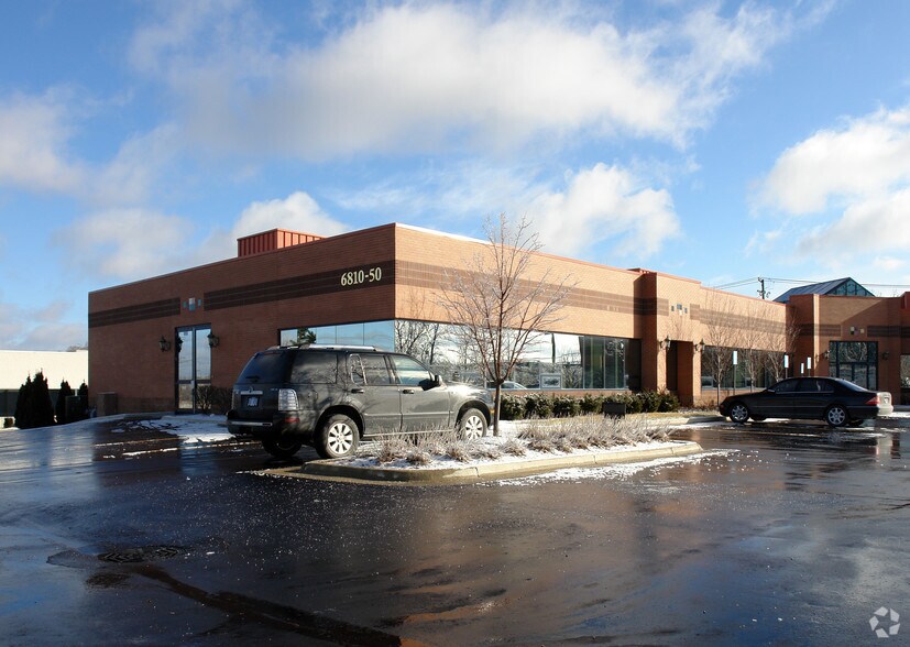 6810-6850 N Haggerty Rd, Canton, MI à louer - Photo de l’immeuble – Image 3 sur 22