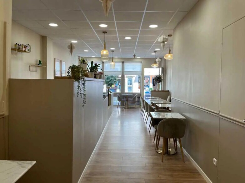 Local commercial dans Saint-Quentin à louer - Photo de l’immeuble – Image 2 sur 2