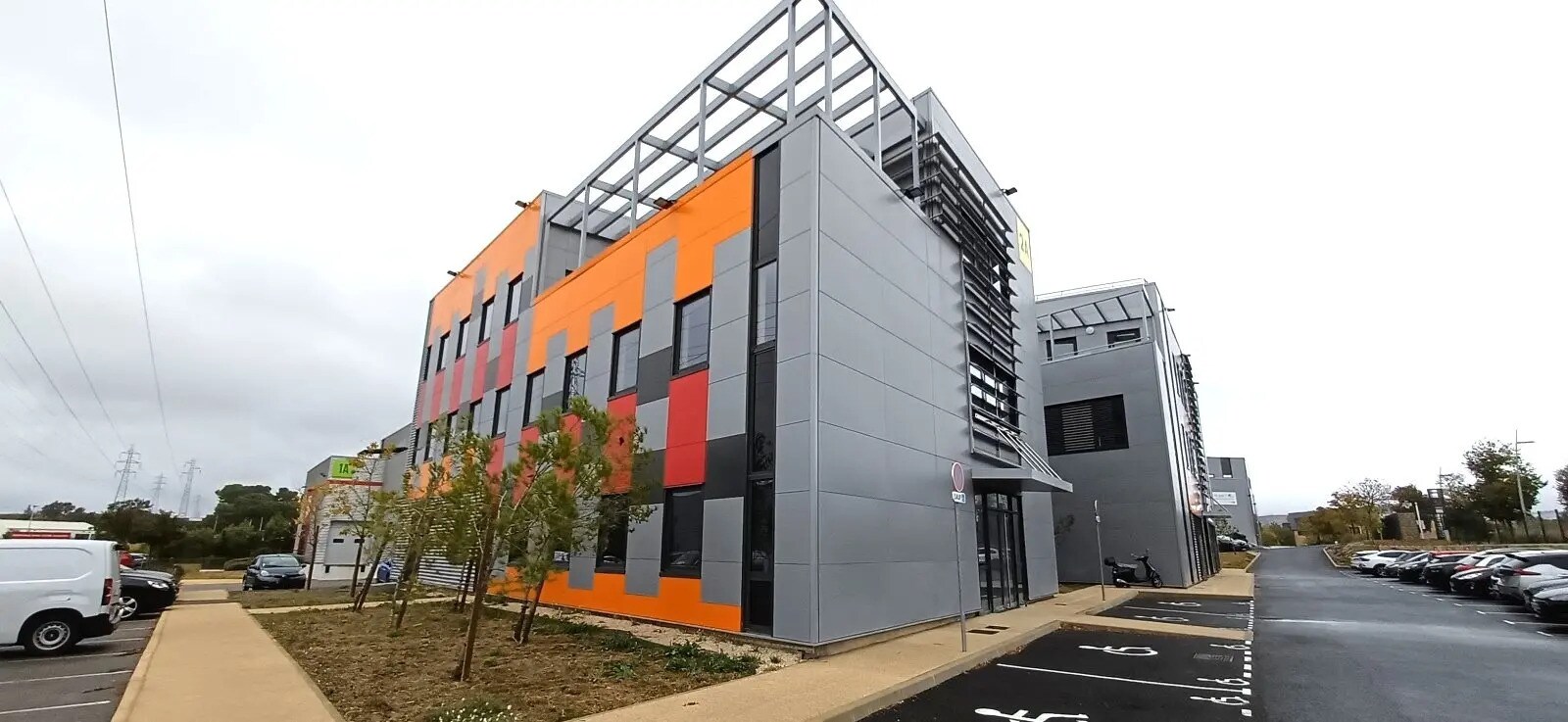 Local d’activités dans Montpellier à louer Photo de l’immeuble– Image 1 sur 10