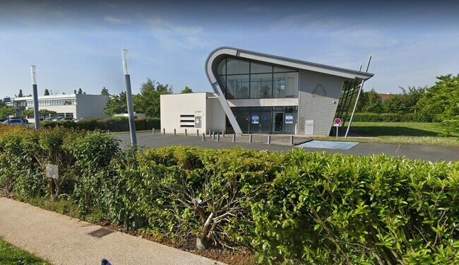 Plus de détails pour Bureau à louer