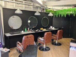 1A Lloyd St, Altrincham à louer Photo intérieure– Image 2 sur 5