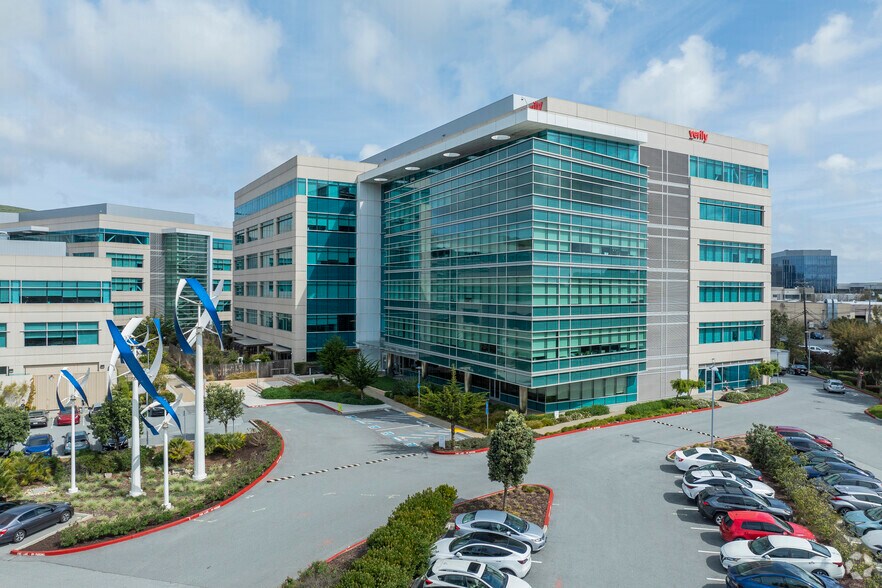 249 E Grand Ave, South San Francisco, CA à louer - Photo principale – Image 3 sur 5