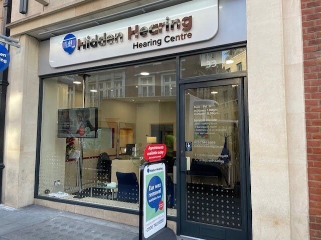 33 Maddox St, Londres à louer Photo de l’immeuble– Image 1 sur 3