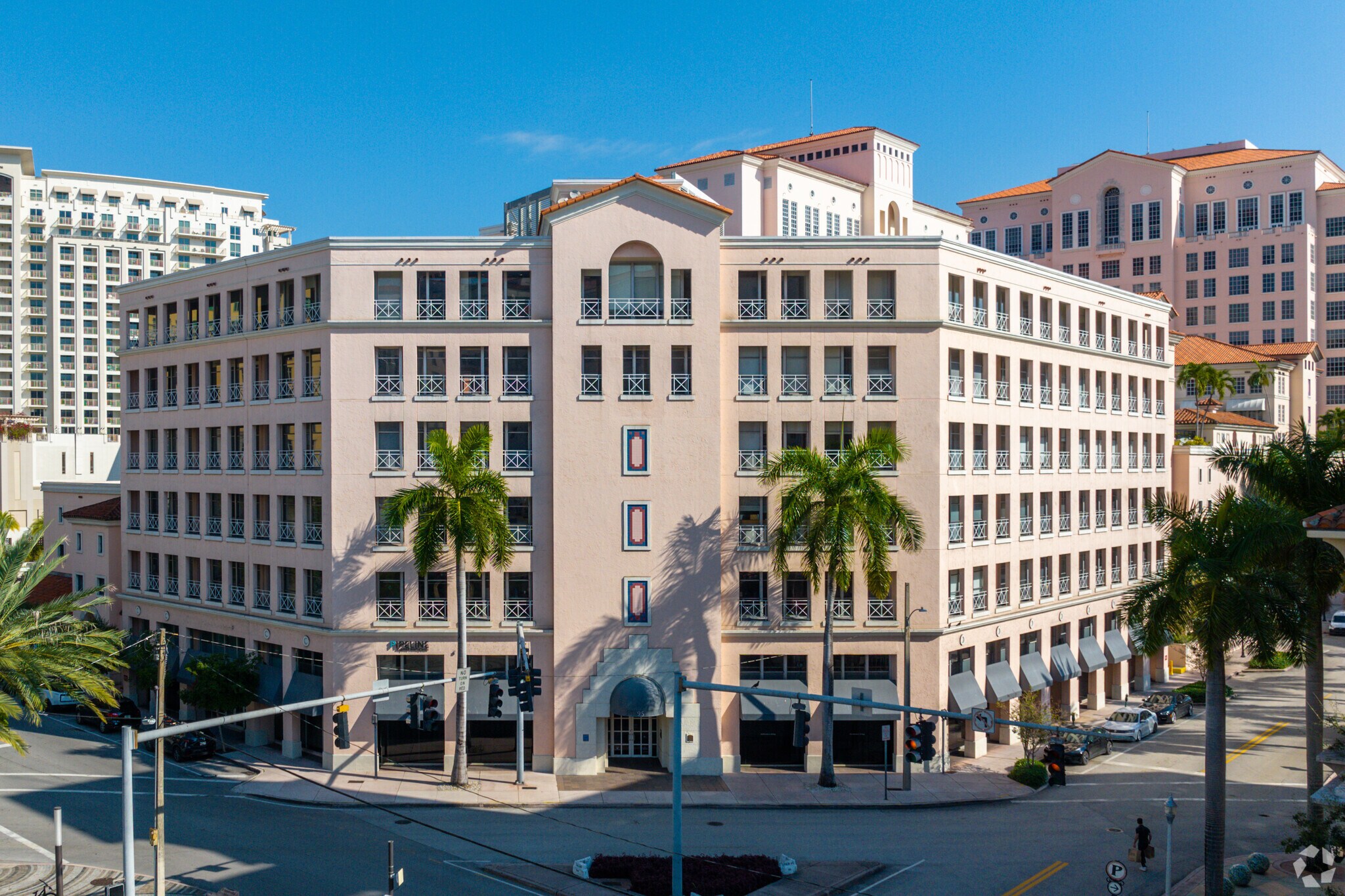 95 Merrick Way, Coral Gables, FL à louer Photo principale– Image 1 sur 32