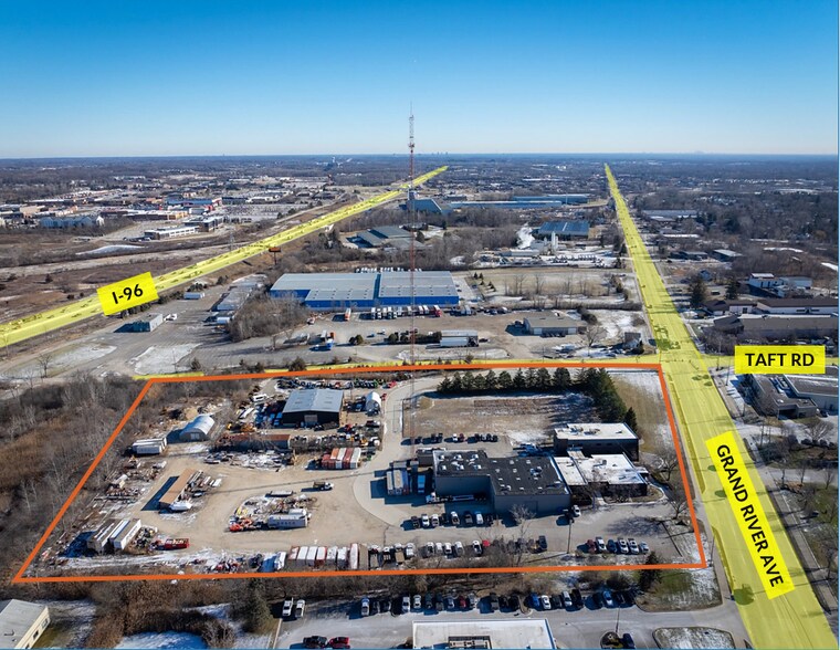 45500 Grand River Ave, Novi, MI à vendre - Photo de l’immeuble – Image 2 sur 8