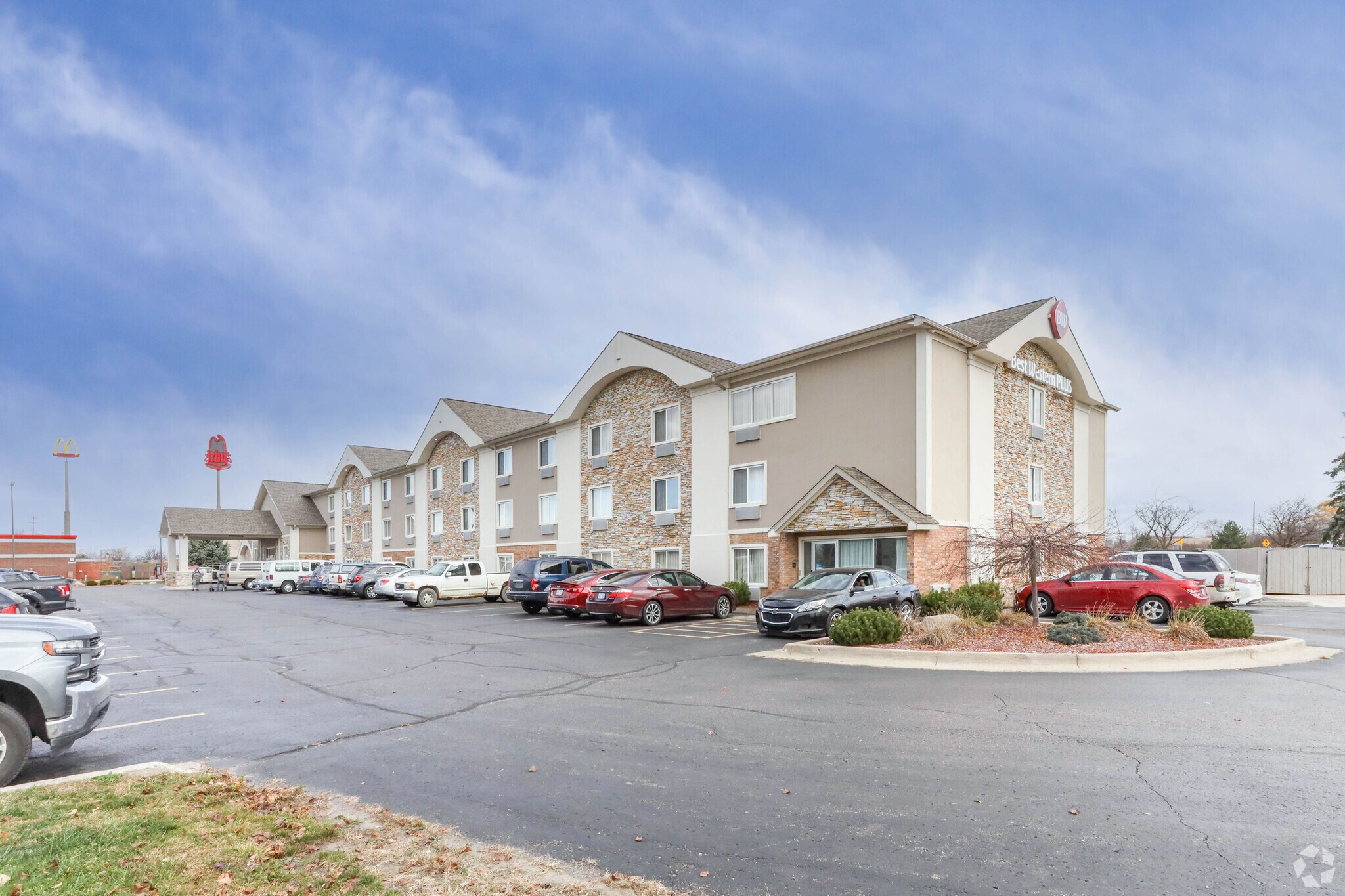 6075 Hill 23 Dr, Flint, MI à vendre Photo principale– Image 1 sur 22