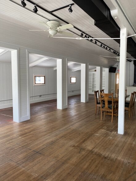 9053 Helena Rd, Alden, MI à vendre - Photo de l’immeuble – Image 3 sur 24