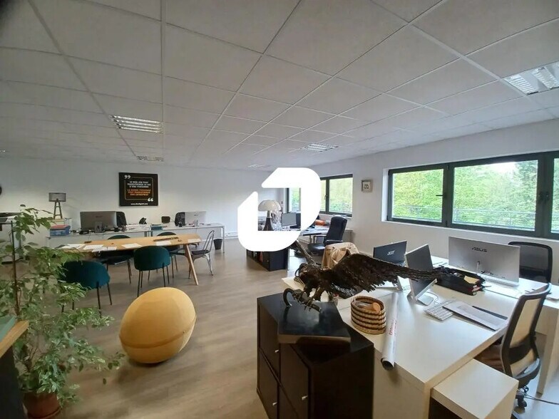 Bureau dans Serris à louer - Photo de l’immeuble – Image 2 sur 4