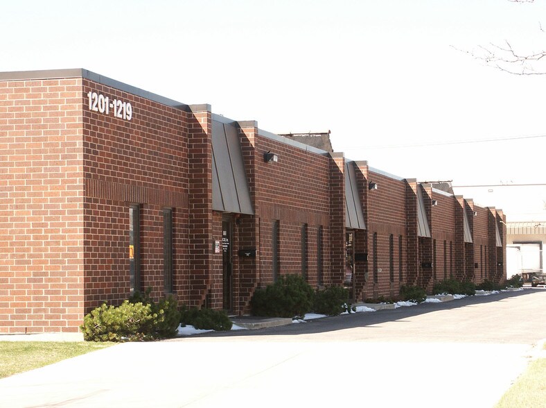 1201-1219 Paramount Pky, Batavia, IL à louer - Autre – Image 3 sur 20